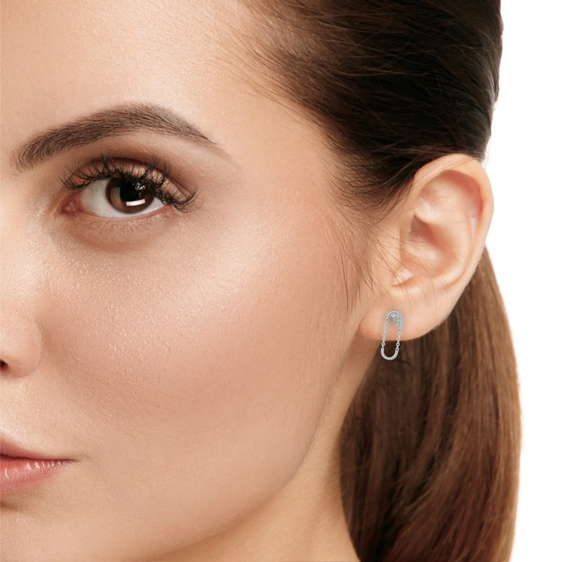 hanging earrings — image 1
